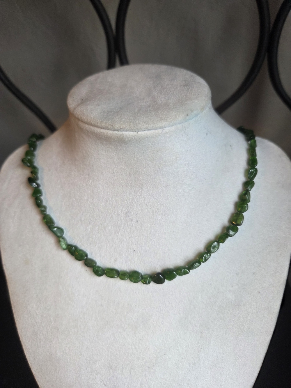 Green Malachite Chip Women's Necklace - Natural Stone Style..unfinished